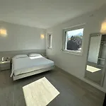 Le Vele And Отель Домазо