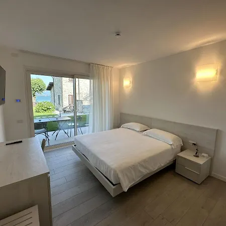Hotel Le Vele And *