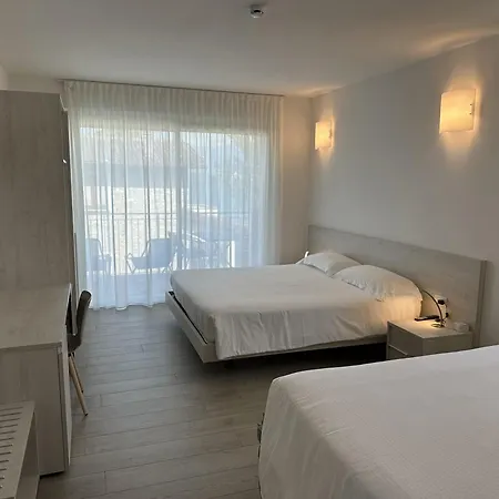 Le Vele Suites&apartments Hotel Domaso