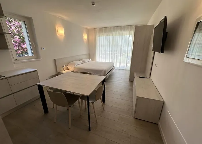 Le Vele Suites&apartments Hotel Domaso